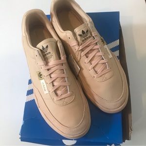 ADIDAS HER COURT WOMEN'S SHOES, GX3501, (New in Box)